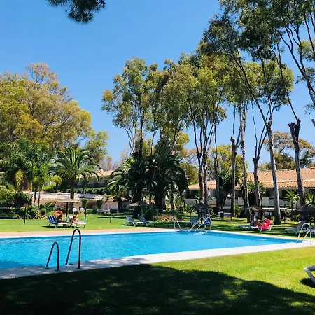 아파트 Puerto Banus Leo 마르베야