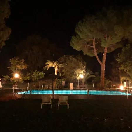 Puerto Banus Leo 마르베야